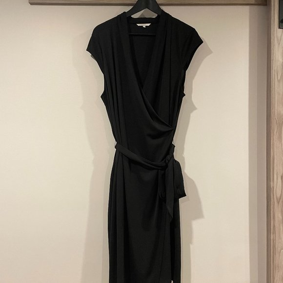 Black V-Neck Wrap Dress - Picture 1 of 3